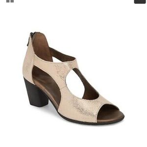 Arche Nubuck heeled ladies shoe